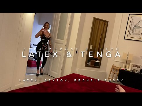 ❤️ Stepsister Redheaded fil-kostum tal-latex fucked minn stepbrother ❤ Porno lilna ❌❤